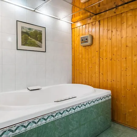 Luxury Sauna And Jacuzzi Flat Near Zaimov Park *