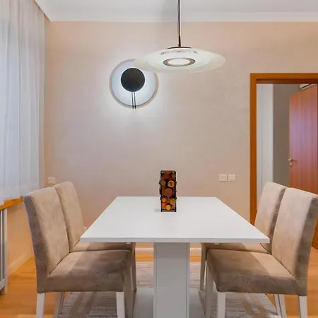 Luxury Sauna And Jacuzzi Flat Near Zaimov Park *
